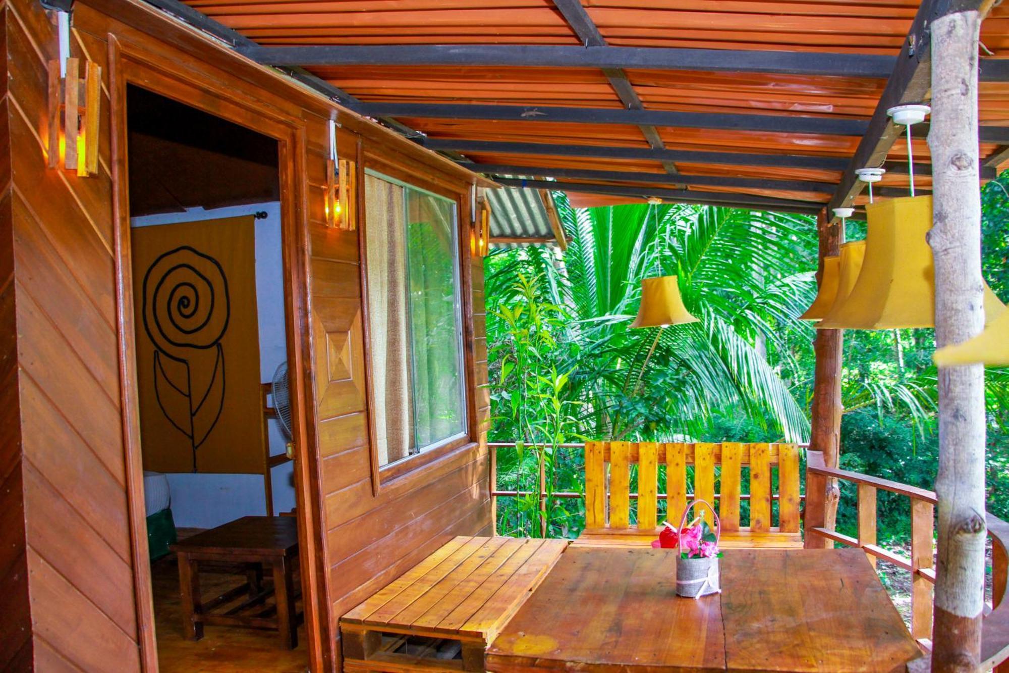 The Banda' Eco Villa Сигирия Екстериор снимка