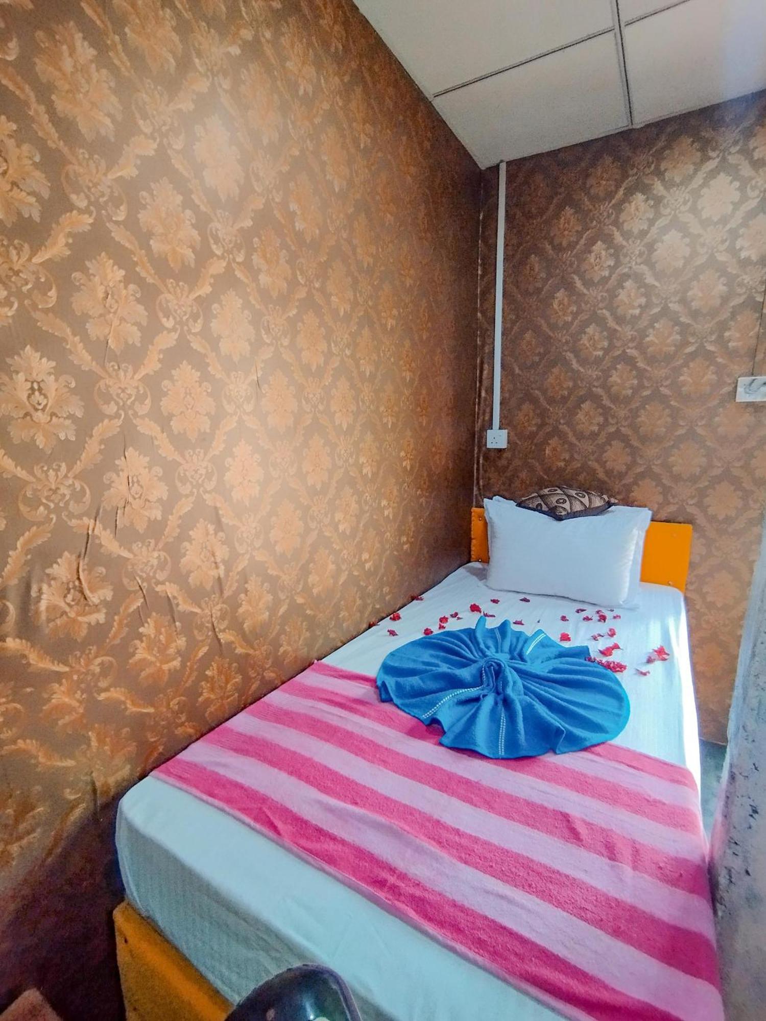 The Banda' Eco Villa Сигирия Екстериор снимка