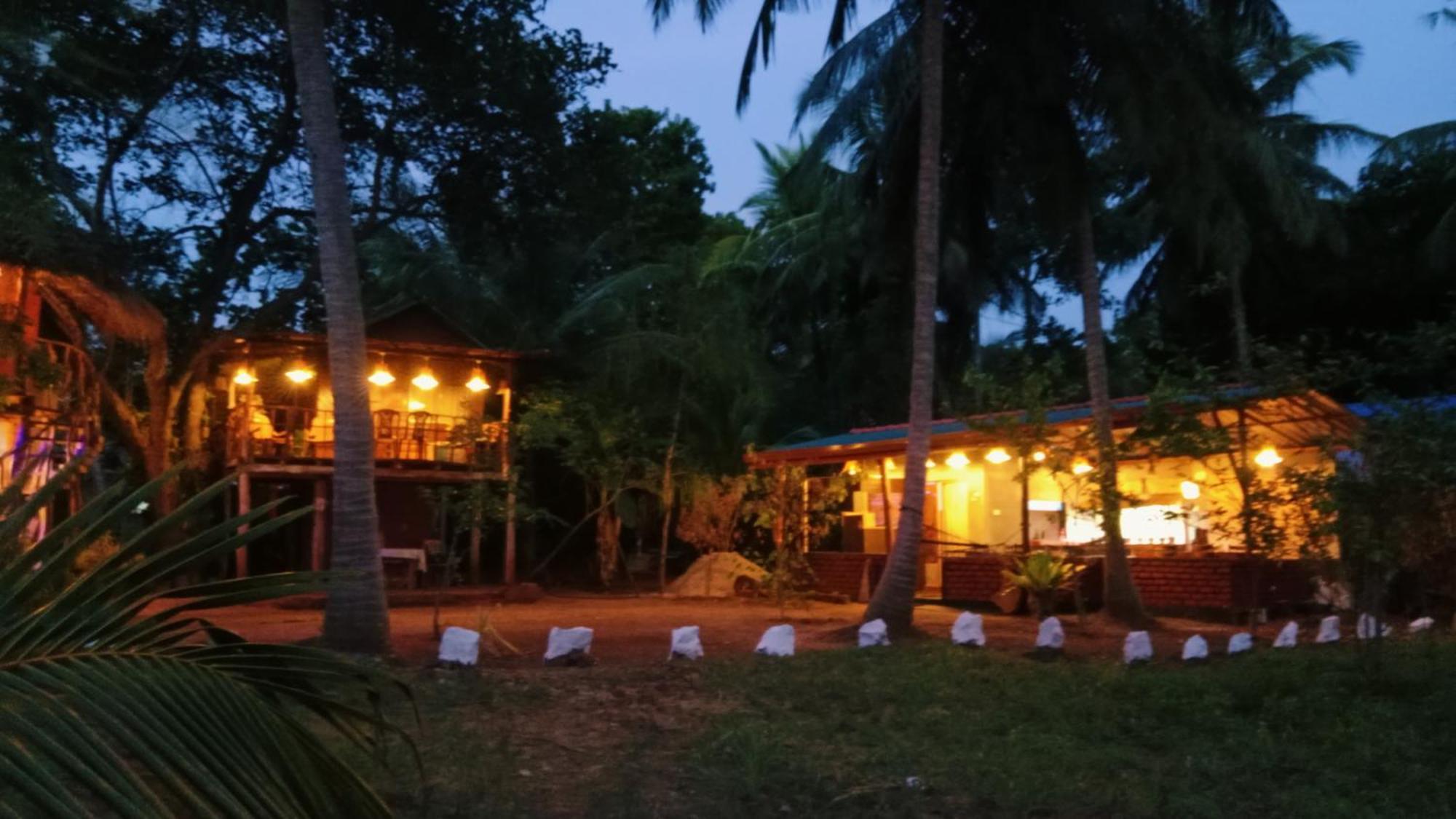 The Banda' Eco Villa Сигирия Екстериор снимка
